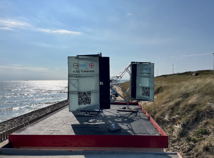 Vlagmolen Flag Turbines bij Zoutelande