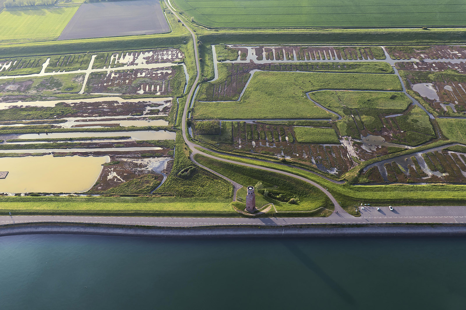 De Plompe Toren vanuit de lucht