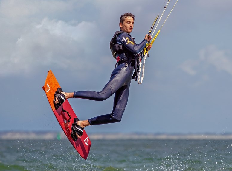 Aan water is geen te kort in Zeeland, voldoende plek om je favoriete watersport te beoefenen!