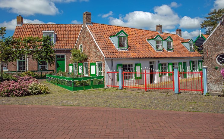 kleurrijke boerderij