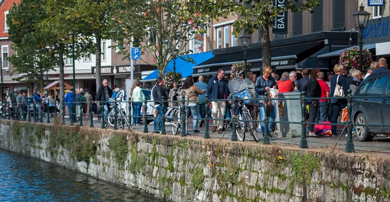 Sluis druk mensen