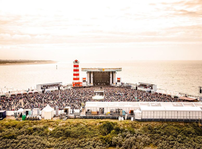 Concert at Sea podium Brouwersdam