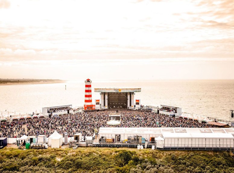 Concert at Sea podium Brouwersdam