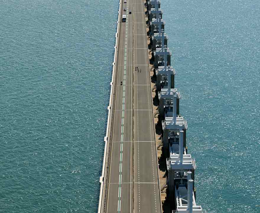 Pionieren heeft geleid tot de huidige stormvloedkering/oosterscheldekering