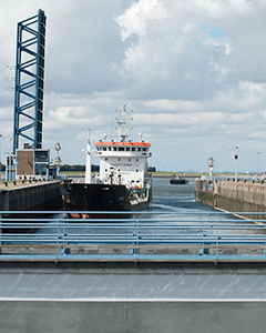 Zeesluis bij Terneuzen
