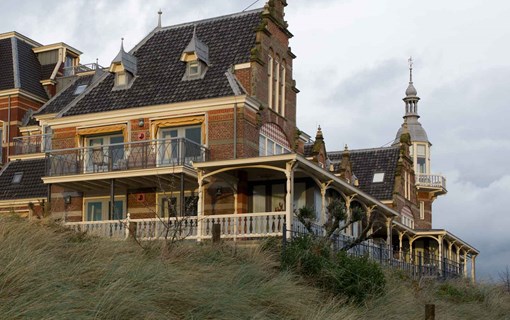 Slapen kust Badhotel Domburg
