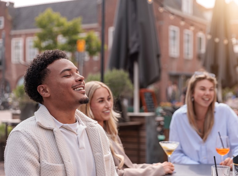Stad Middelburg, Café Cliché