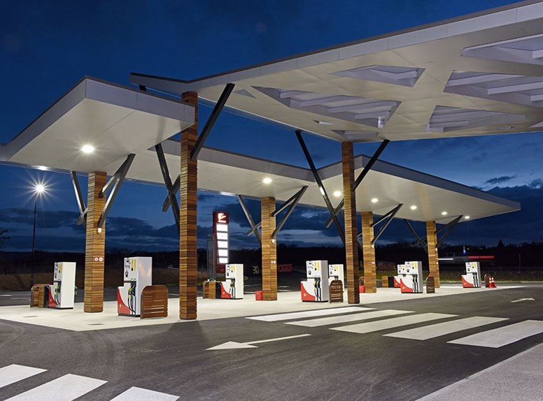 Tankstation Nieuw Caledonië ledverlichting Bever Innovations Zierikzee Zeeland